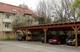 Carports im Innenhof